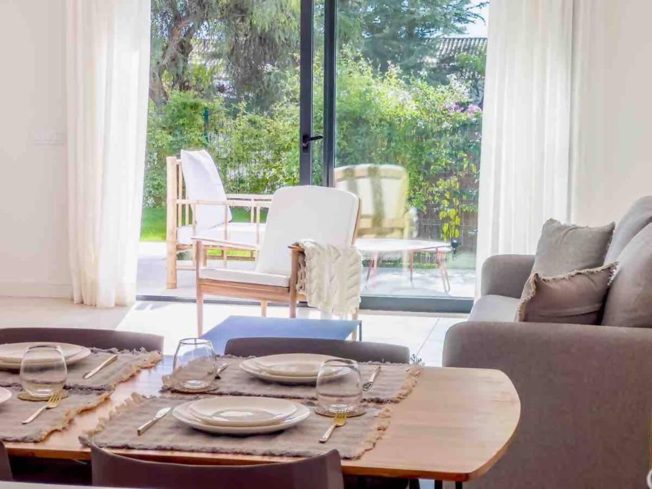 Bajo Con Jardin En La Milla De Oro Apartment มาร์เบยา ภายนอก รูปภาพ